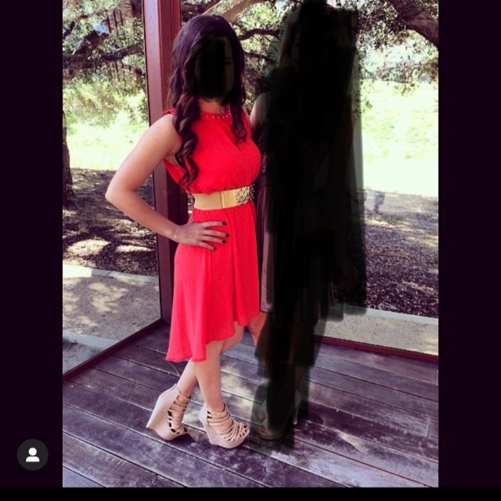 Dress - Picture 2 of 10